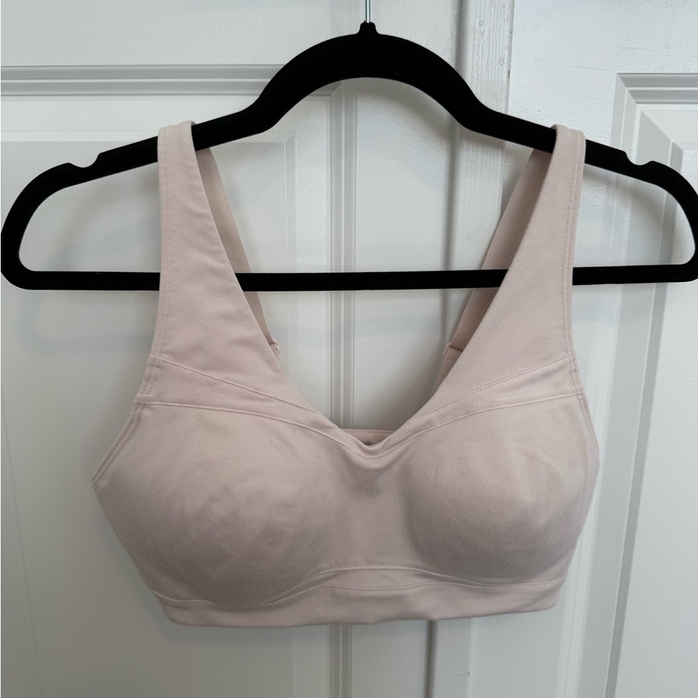 *Under Armour* worn 5x only-Light Pink Sports Bra Size M